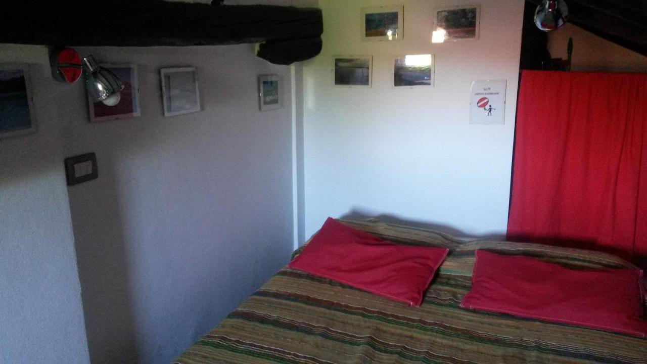 Pisolo In Citta Casa Vacanze Nel Centro Storico Bolonia Exterior foto